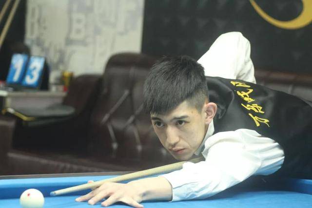 騎士幾乎沒 騎士幾乎沒